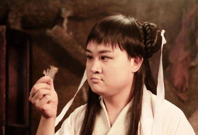 因为反串角色而走红,孔连顺演技不断提升,逐渐达到笑星水准_过程