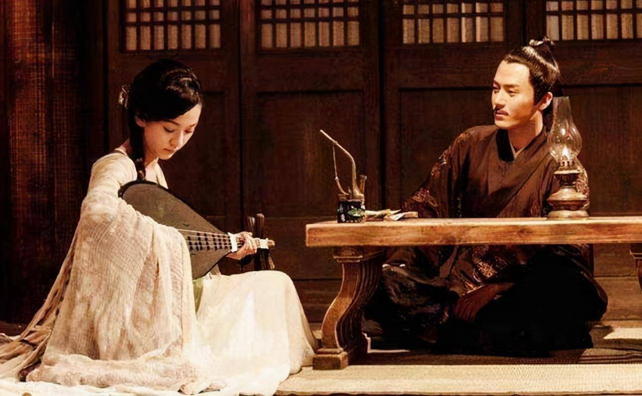 原创古代青楼女子积攒银子赎身被人买走嫁给老实人为啥不逃跑