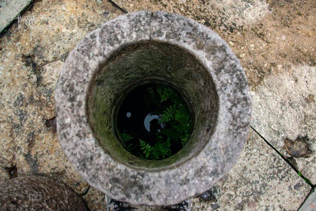 千佛塔里真的有一千多具佛像,它对面的千佛井,佛像又在哪里呢?