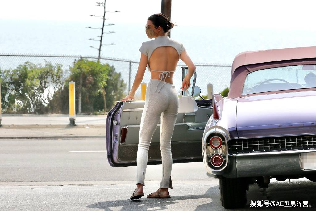 25岁"肯豆"肯达尔·詹娜出街照!身高179cm的超模,身材比例超绝