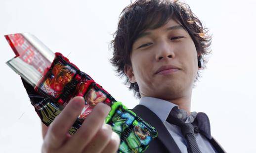 假面骑士圣刃 神山飞羽真拔不出剑怎么办,不破露出了笑容