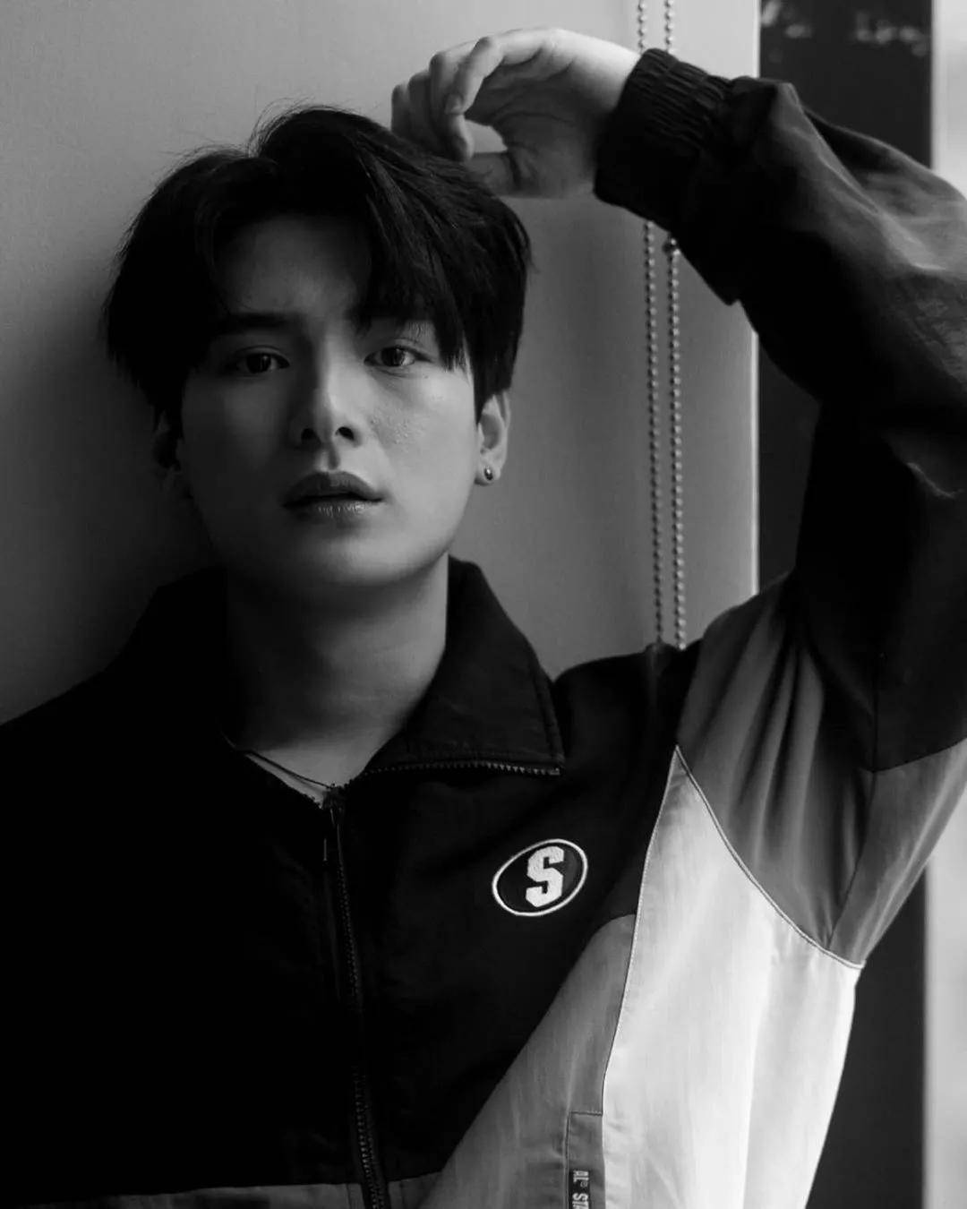 泰国男星撞脸郭麒麟,这怕不是郭德纲流落海外的"私生子"吧_jaylerr