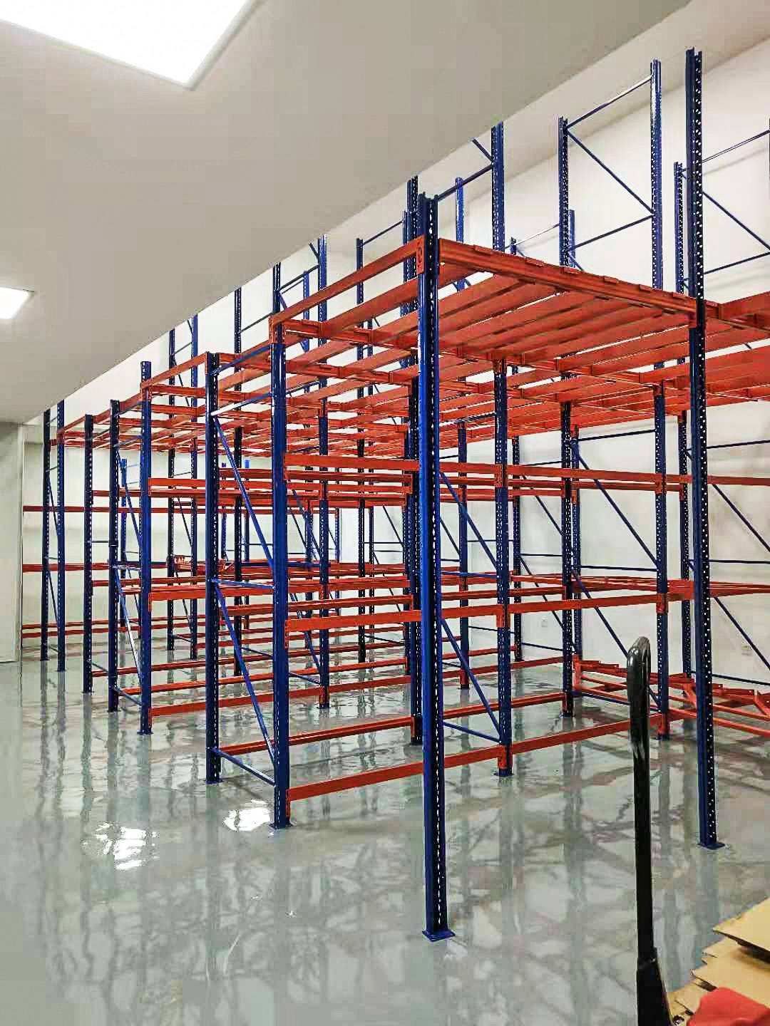 江门横梁式货架存取货物主要给企业带来什么价值?