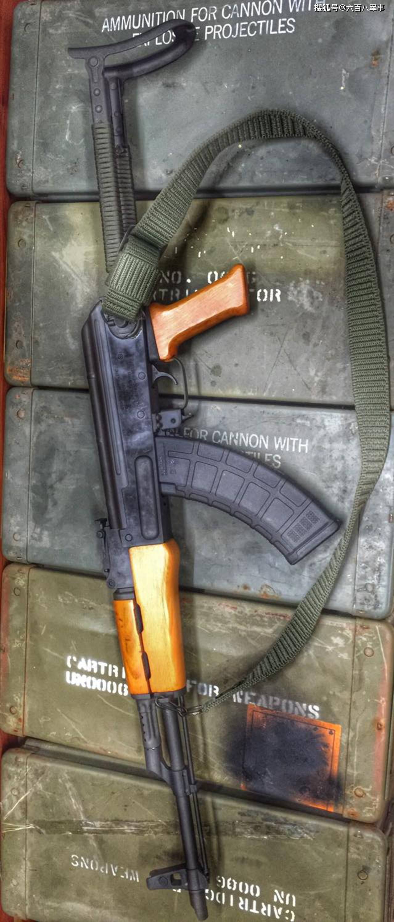 轻武器欣赏现代步枪越来越帅颜值高性能还好