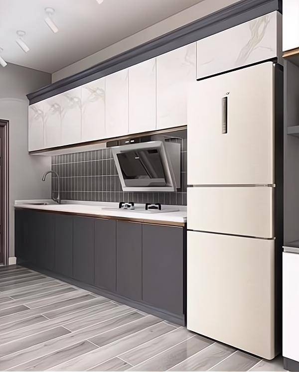 橱柜下方悬空10公分,防潮好打理.