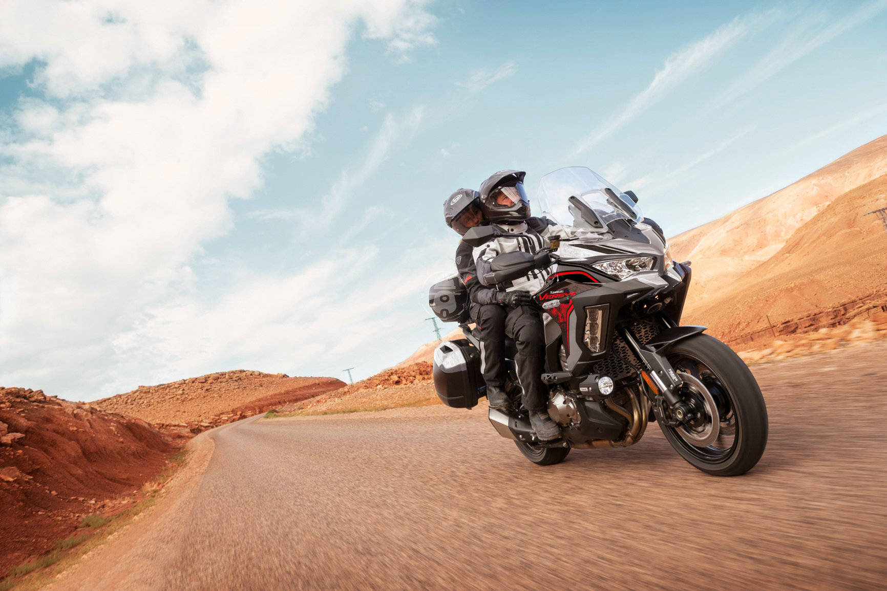 川崎versys 1000发布新款 新加入s版 售价1.13万英镑起