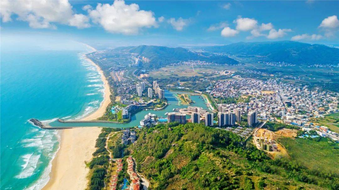 海南富力湾户户热带海游艇公馆匠心十年醇熟大盘