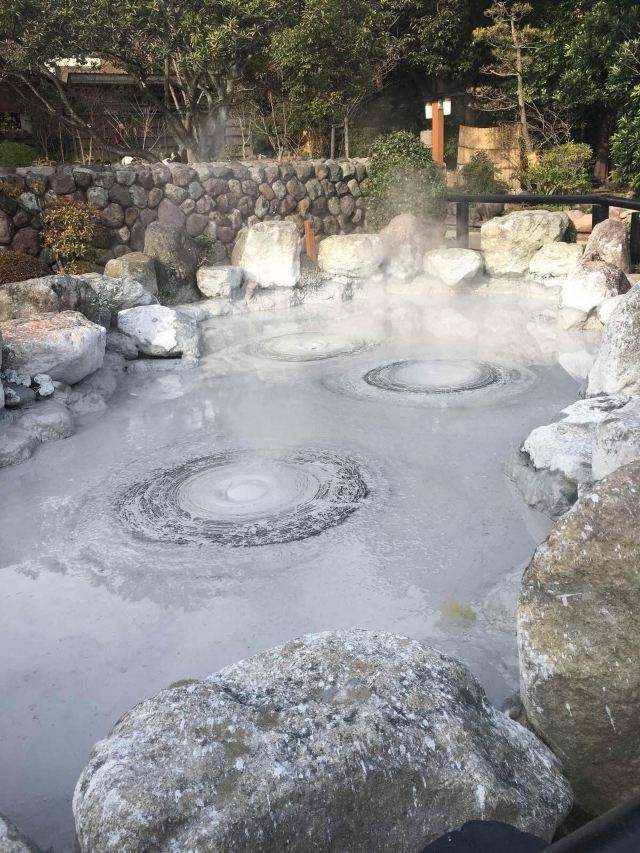 原创日本这处温泉虽名地狱却胜似天堂
