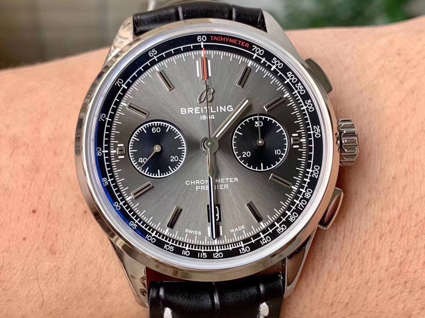 大c论表:不黑不吹,gf百年灵璞雅b01计时腕表优缺点_手机搜狐网