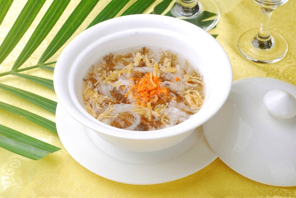 原创竹子被竹虫咬后长出"竹燕窝",据说非常美味,可遇不可求