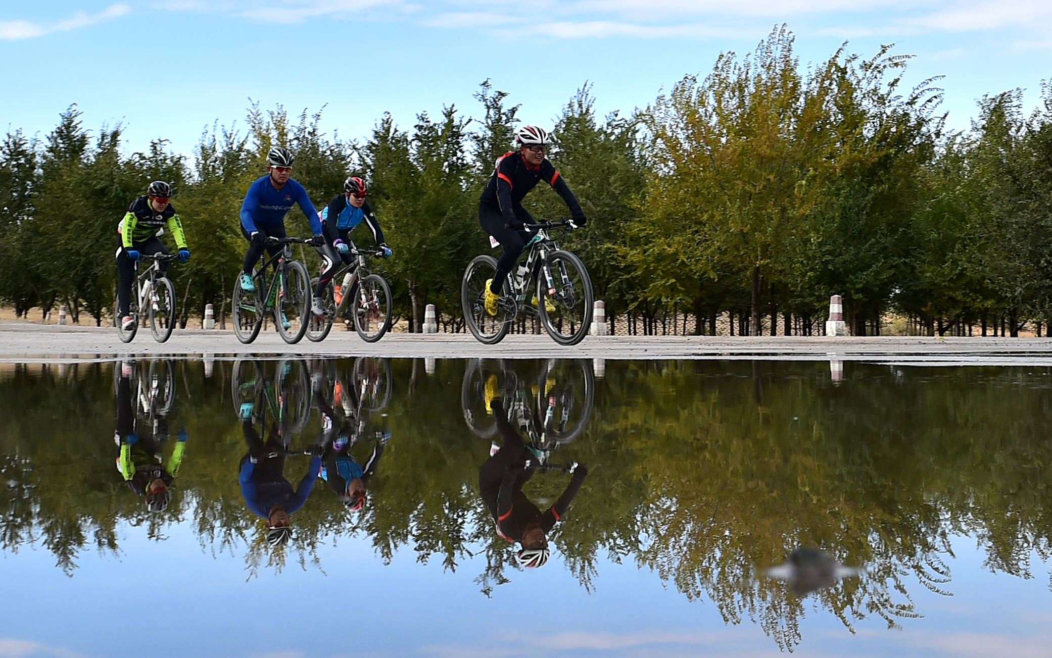 天赋河套2020胖农杯第二届环乌梁素海自行车赛落幕
