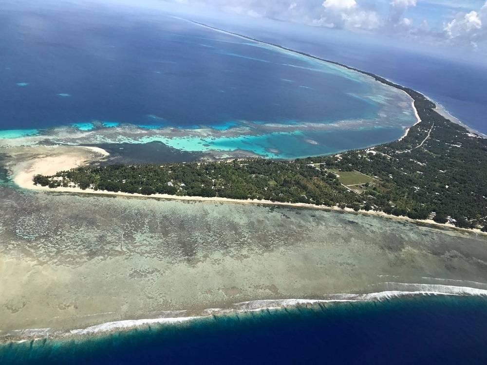 马朱罗环礁鸟瞰图