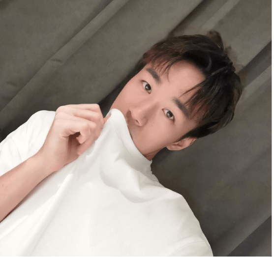 超甜粉丝有求必应虎牙和平精英不求人直播间福利壕气宠粉