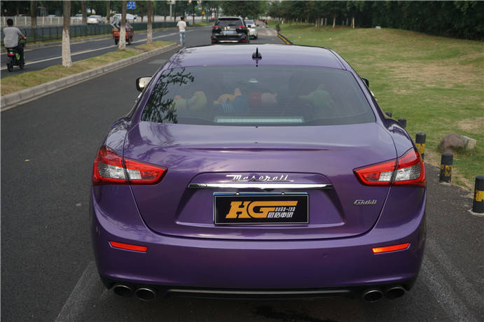 玛莎拉蒂改色七彩镭射紫七色渐变彩虹改色膜