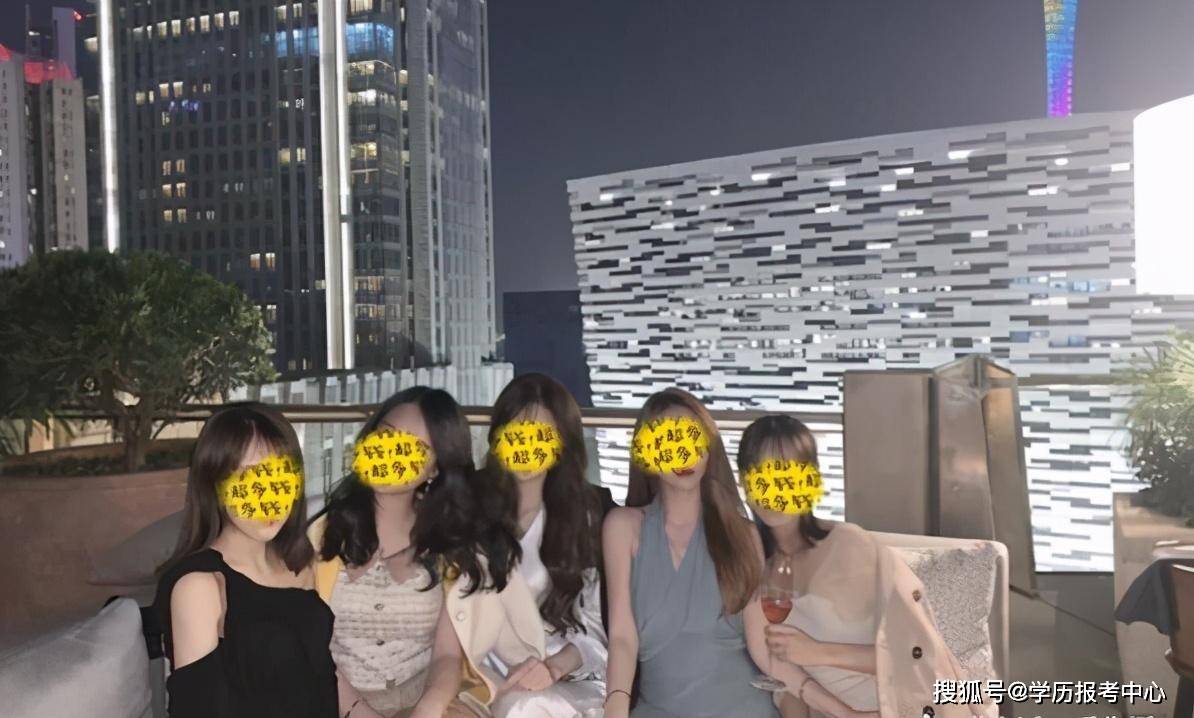 拼单名媛,人前显贵,拼出来的"伪精致",能有多真?_手机搜狐网