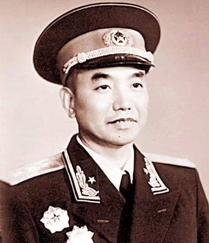 《中华文化通志》,《萧克回忆录》,《萧克诗稿》,《浴血罗霄》等作品