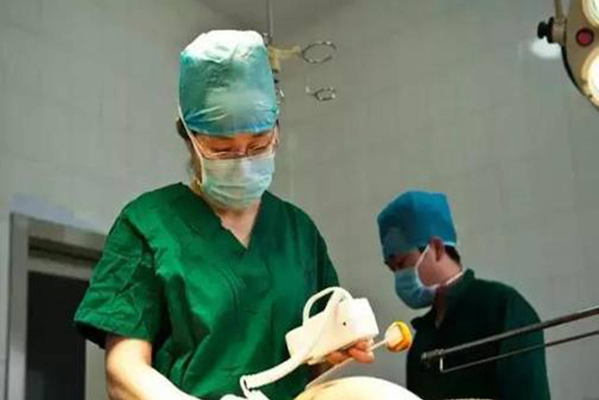 原创让产妇更体面进手术室前要备好三样东西防止孕妇分娩遭罪