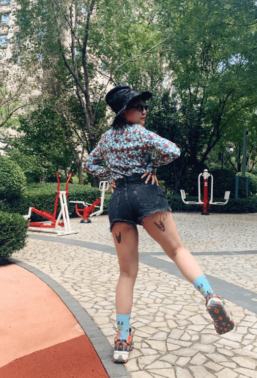 原创有一种微胖叫辣目洋子日常穿搭大方露肤既大胆又性感