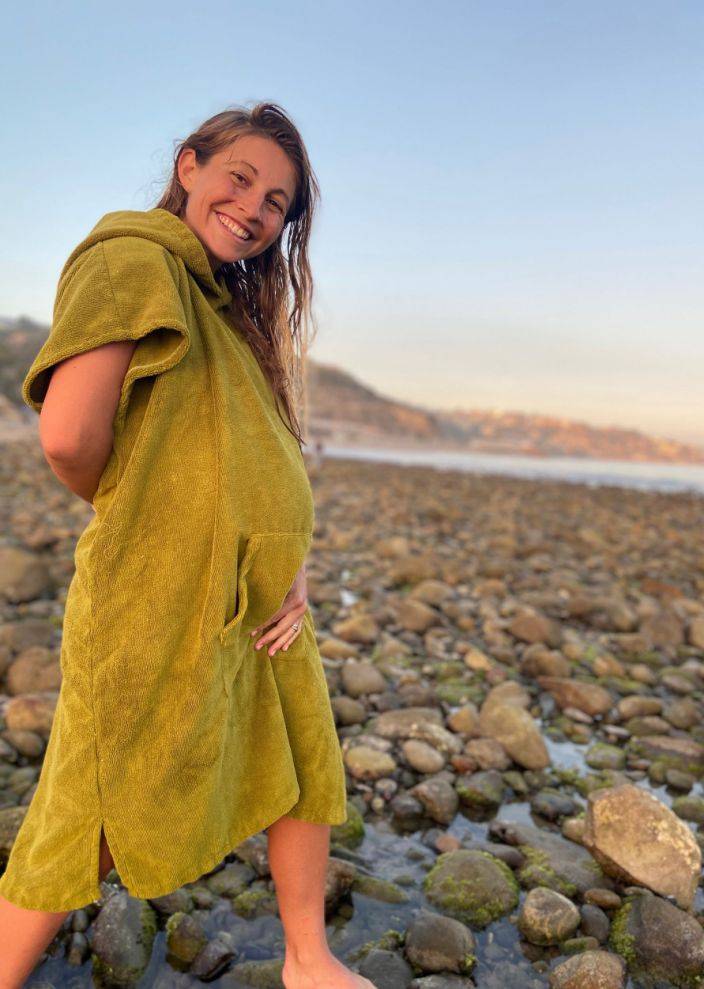 怀孕9个月孕妇跑步1600米仅用5分25秒