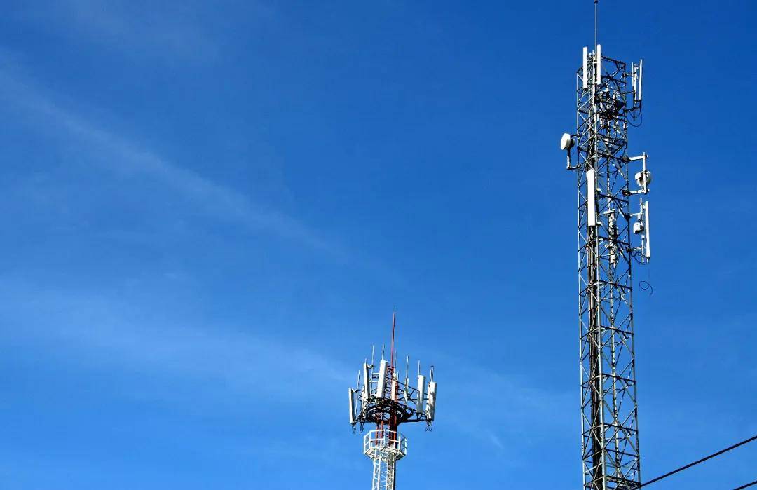 fam-200双gps天线姿态在线监控系统在基站天线工参远程采集的应用案例