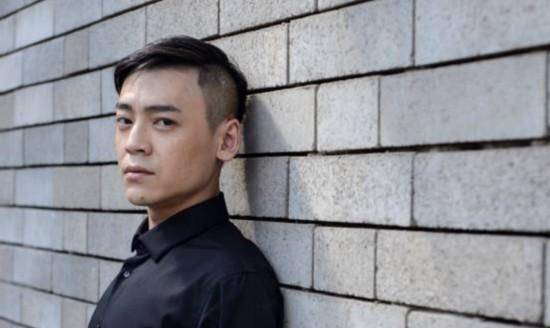 原来他是巍子的儿子难怪不仅长得帅演技还好果然是虎父无犬子