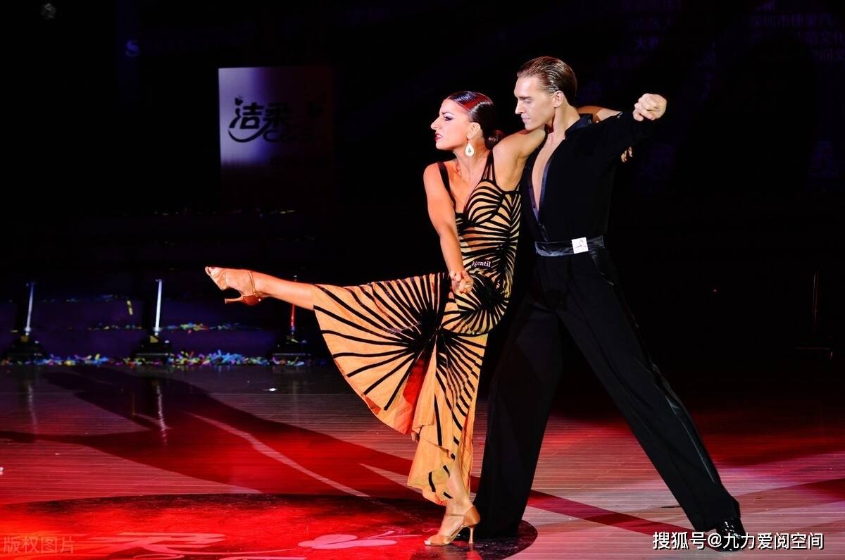 直男的旷世难题:跳拉丁舞的女生,为什么这么黑?