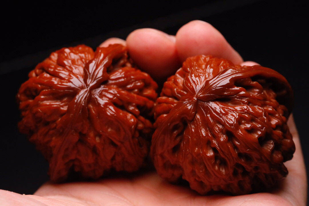 文玩核桃的清理,盘玩以及保存方法