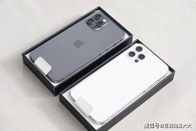 旗舰机皇巅峰对决华为mate40和iphone12哪个好
