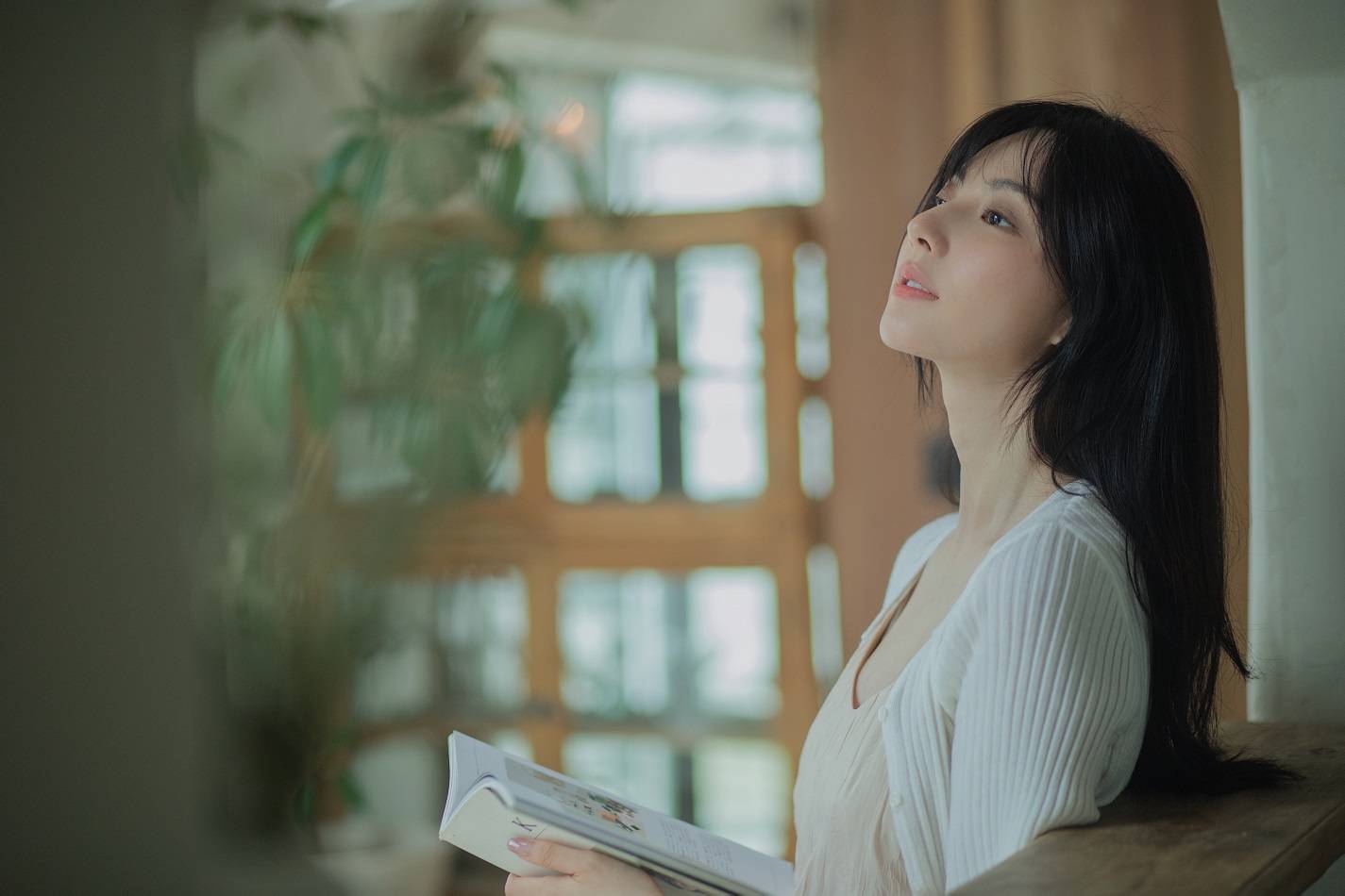 秋日限定写真 陈米麒解锁文艺少女居家风