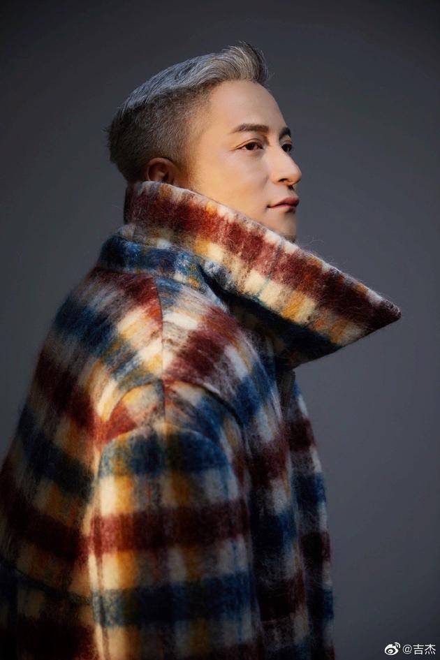 博主控诉买零食被污蔑吉杰为自己的傲慢无理道歉