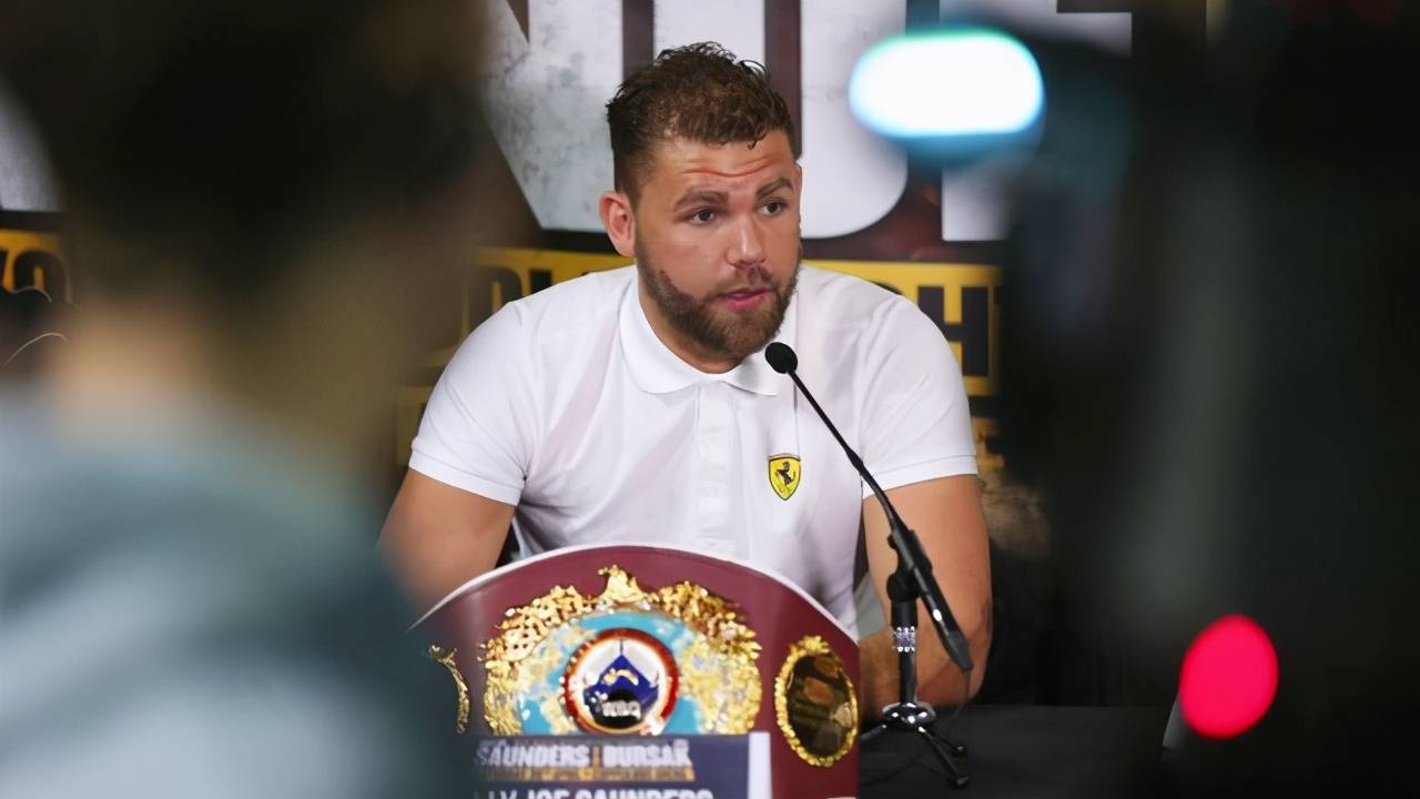 桑德斯击败谢法特·伊苏菲(shefat isufi),夺得wbo超中量级世界拳王