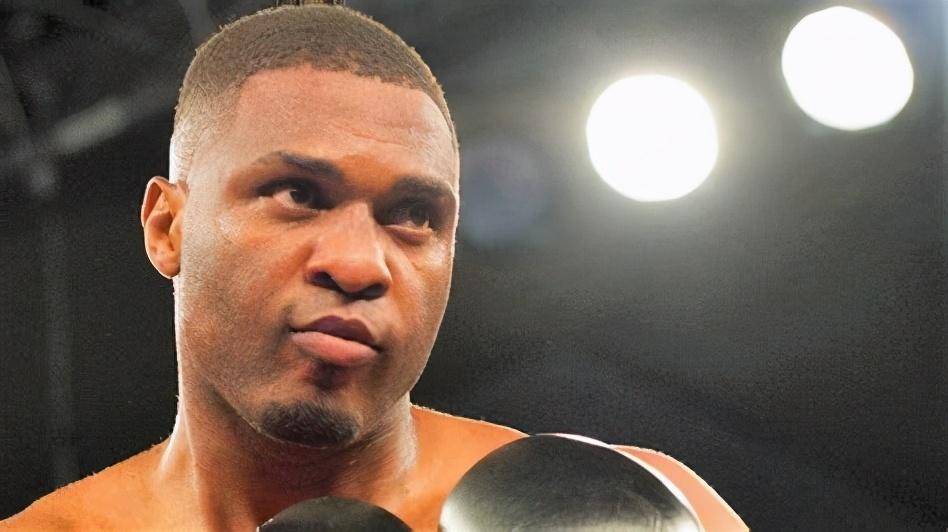 不过,作为德昂塔·维尔德的陪练和门生,来自尼日利亚的重量级拳手