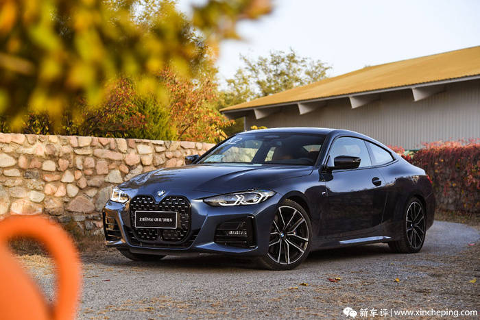 【2021款 宝马 430i 耀夜版 首试印象】