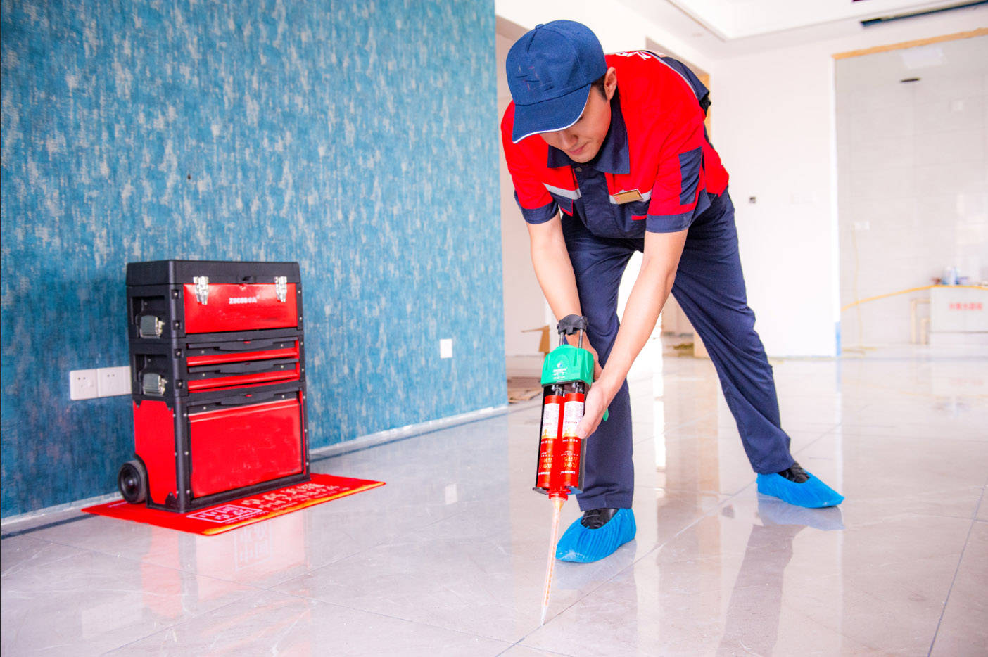 看美缝师施工就是一种享受_材料