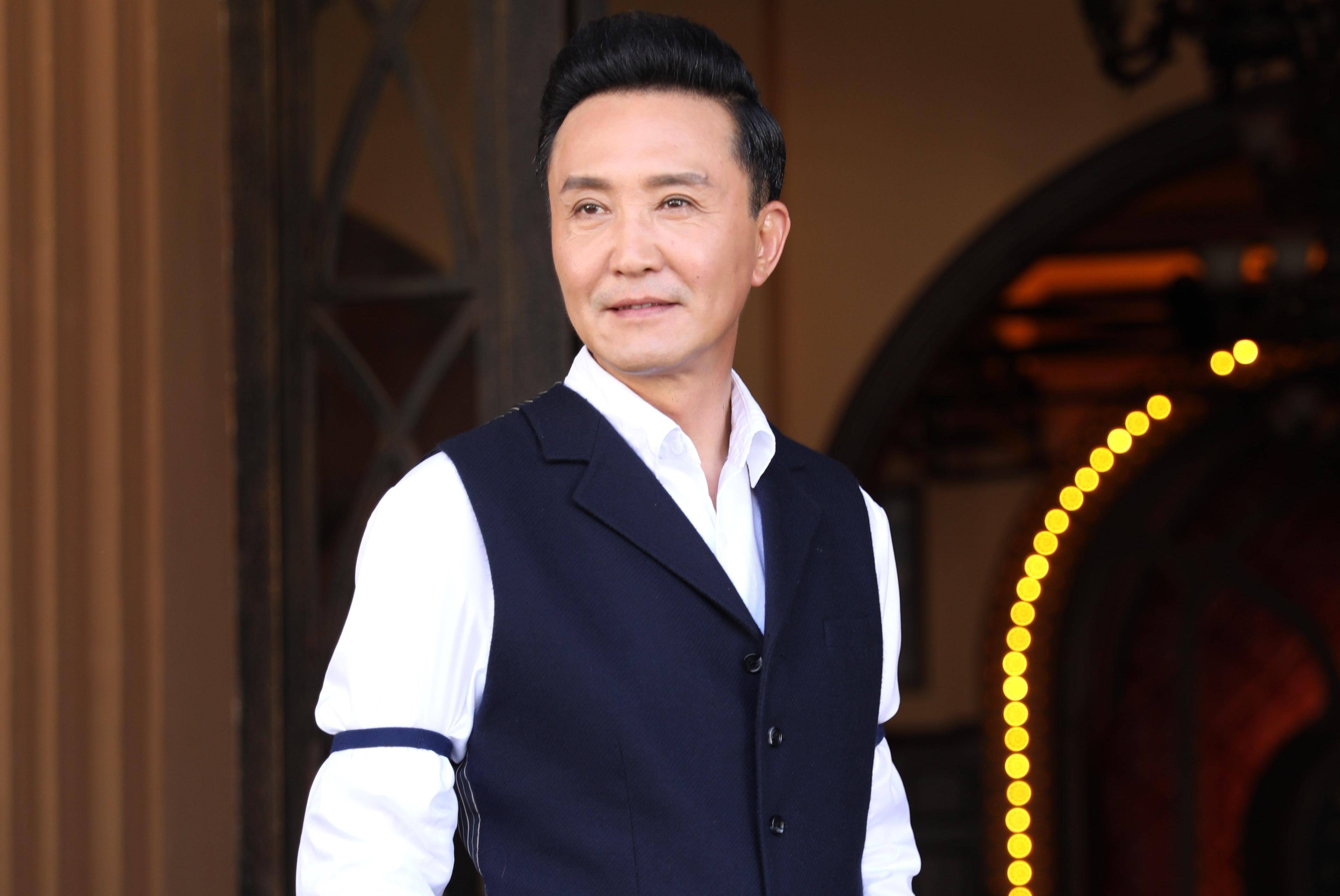 吴刚与妻子绝对是真爱了连拍戏都要做夫妻感情不是一般的好
