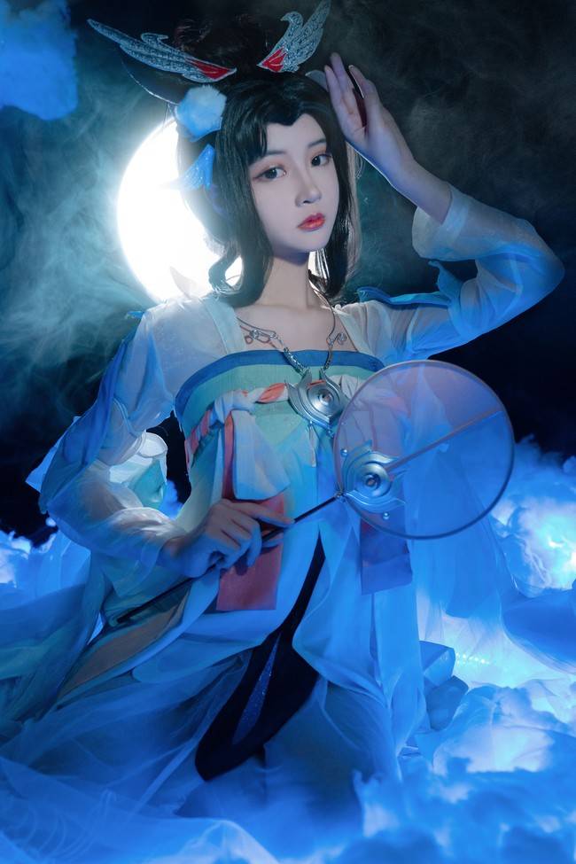 cos嫦娥如梦令是你对神灵许下因果吗