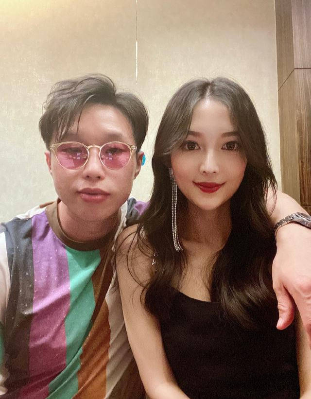 德云社流氓众多专挑甜美姑娘下手烧饼媳妇真是秀色可餐