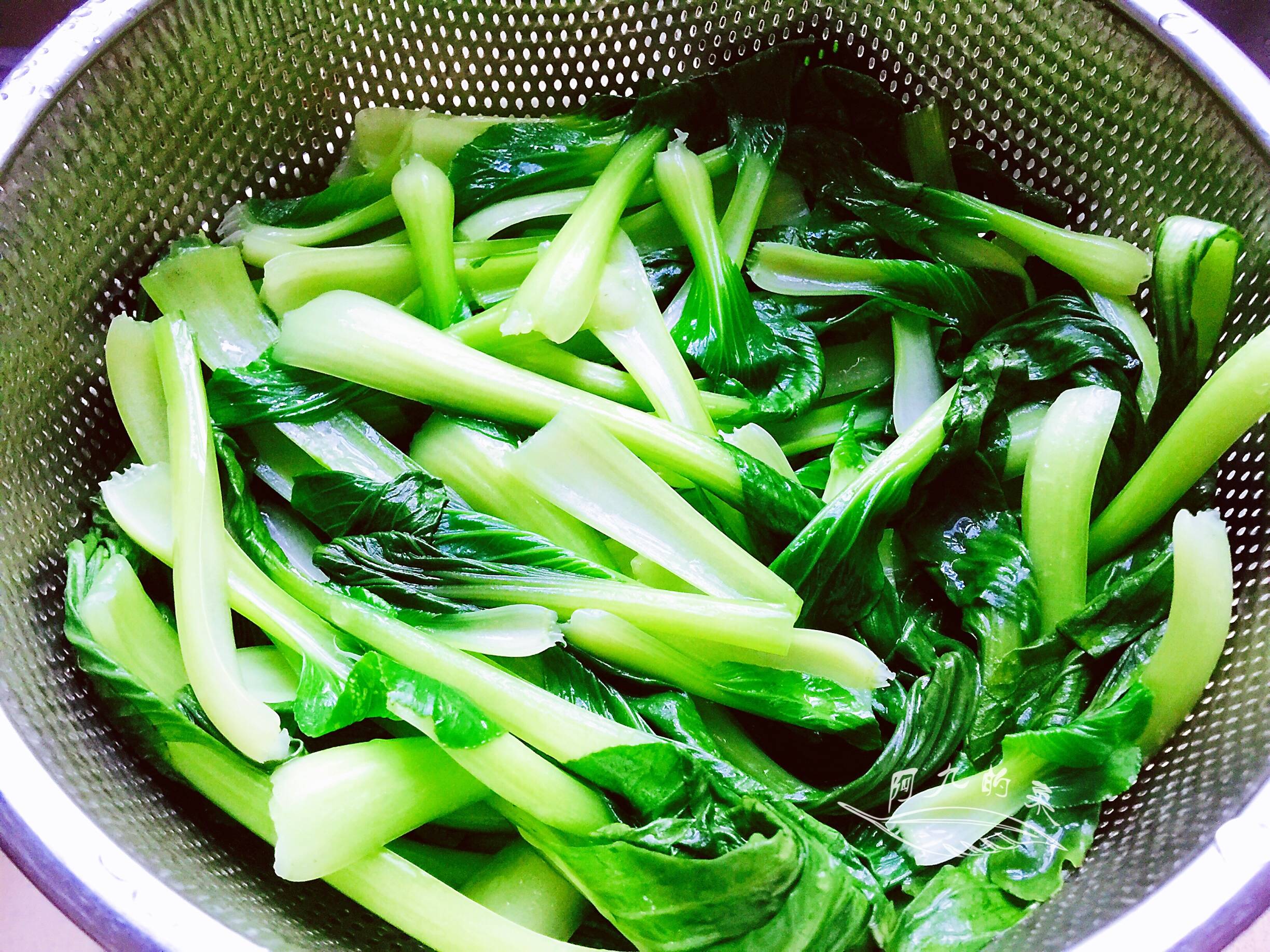 深秋时节多吃这蔬菜富含维生素b2简单炒一炒比吃肉还下饭