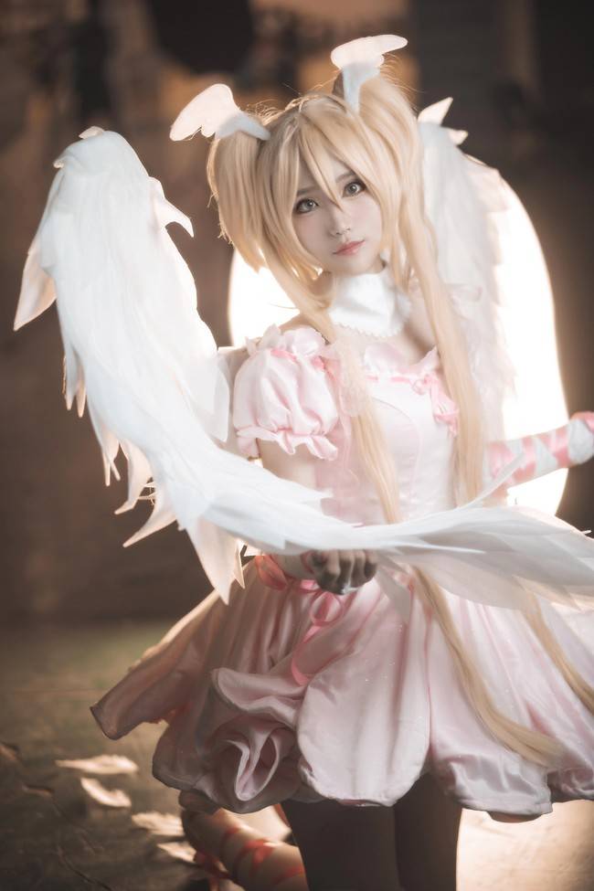 cos:守护甜心,带有美丽翅膀的月咏歌呗