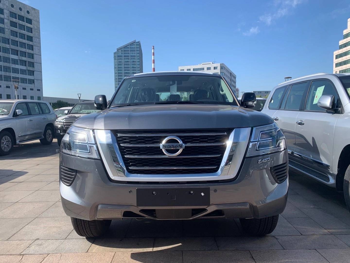 2020款日产尼桑途乐现车盛惠来袭价格合理