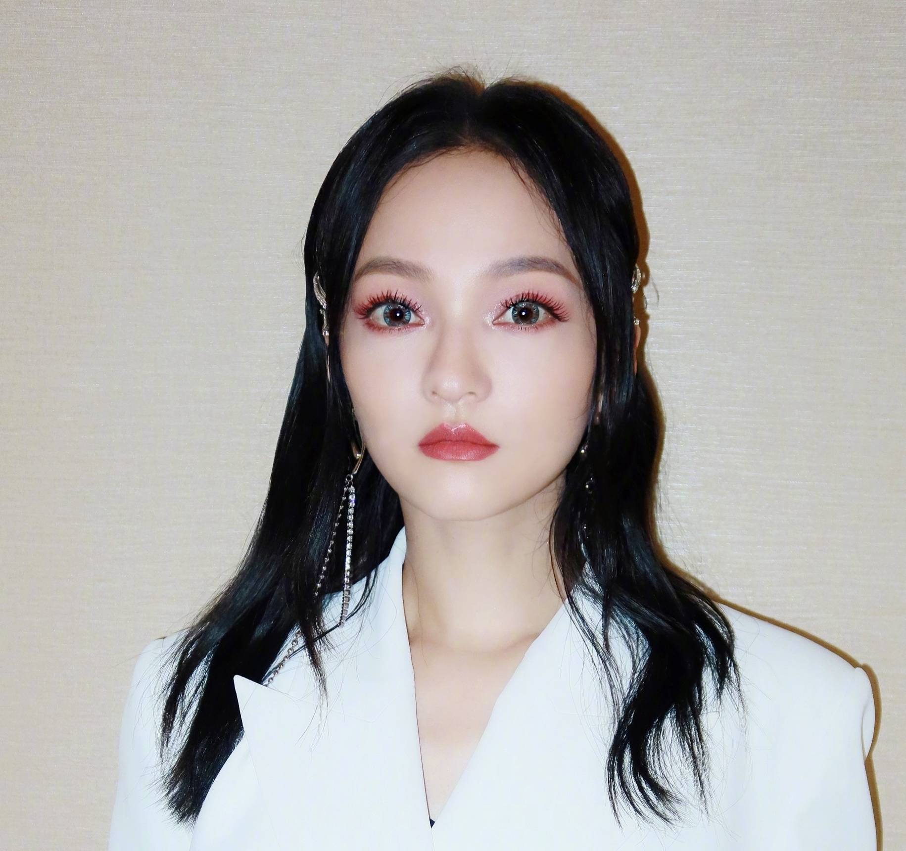 让张韶涵一个唱吧!歌声太美让人羡慕 不愧是行走的"cd"