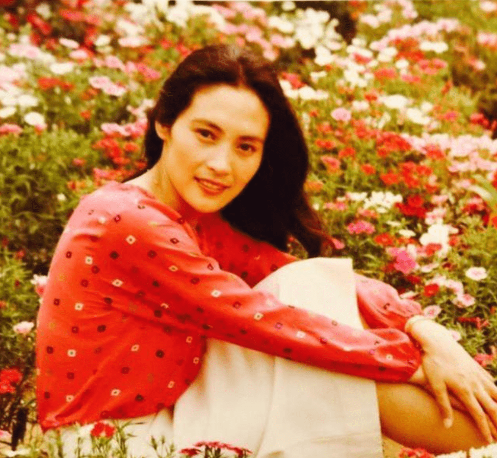 原创65岁宋晓英近照曝光嫁给星二代却为人低调如今婚姻让人羡慕