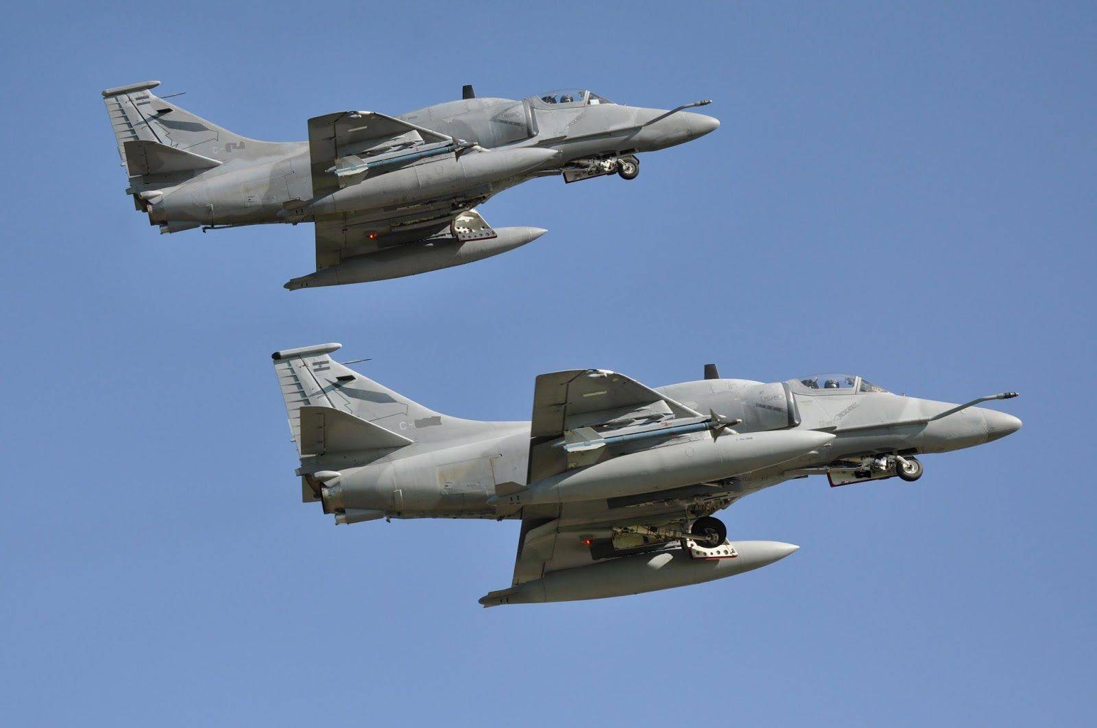 阿根廷要哭了!谈妥要买的韩国制战机没了,英国拒绝提供关键部件