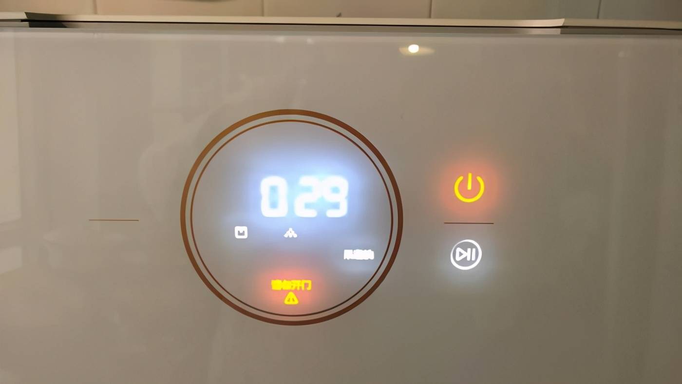 餐餐净洗蔬果不弯腰放哪儿都能用的云米免安装台面洗碗机