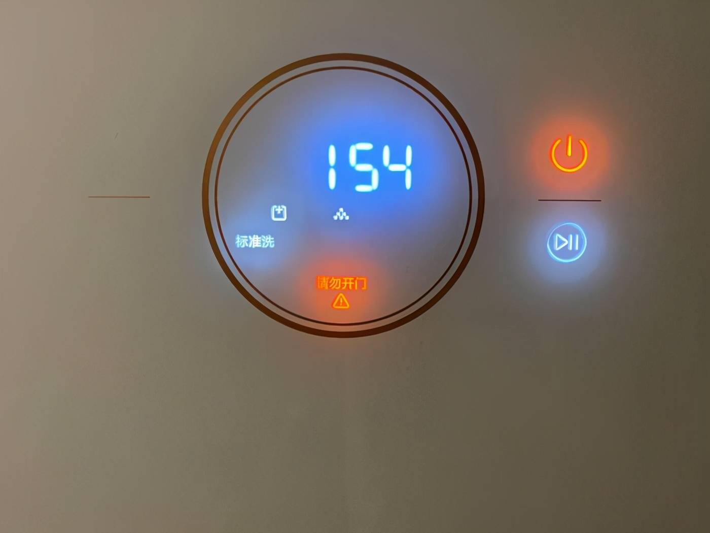餐餐净洗蔬果不弯腰放哪儿都能用的云米免安装台面洗碗机