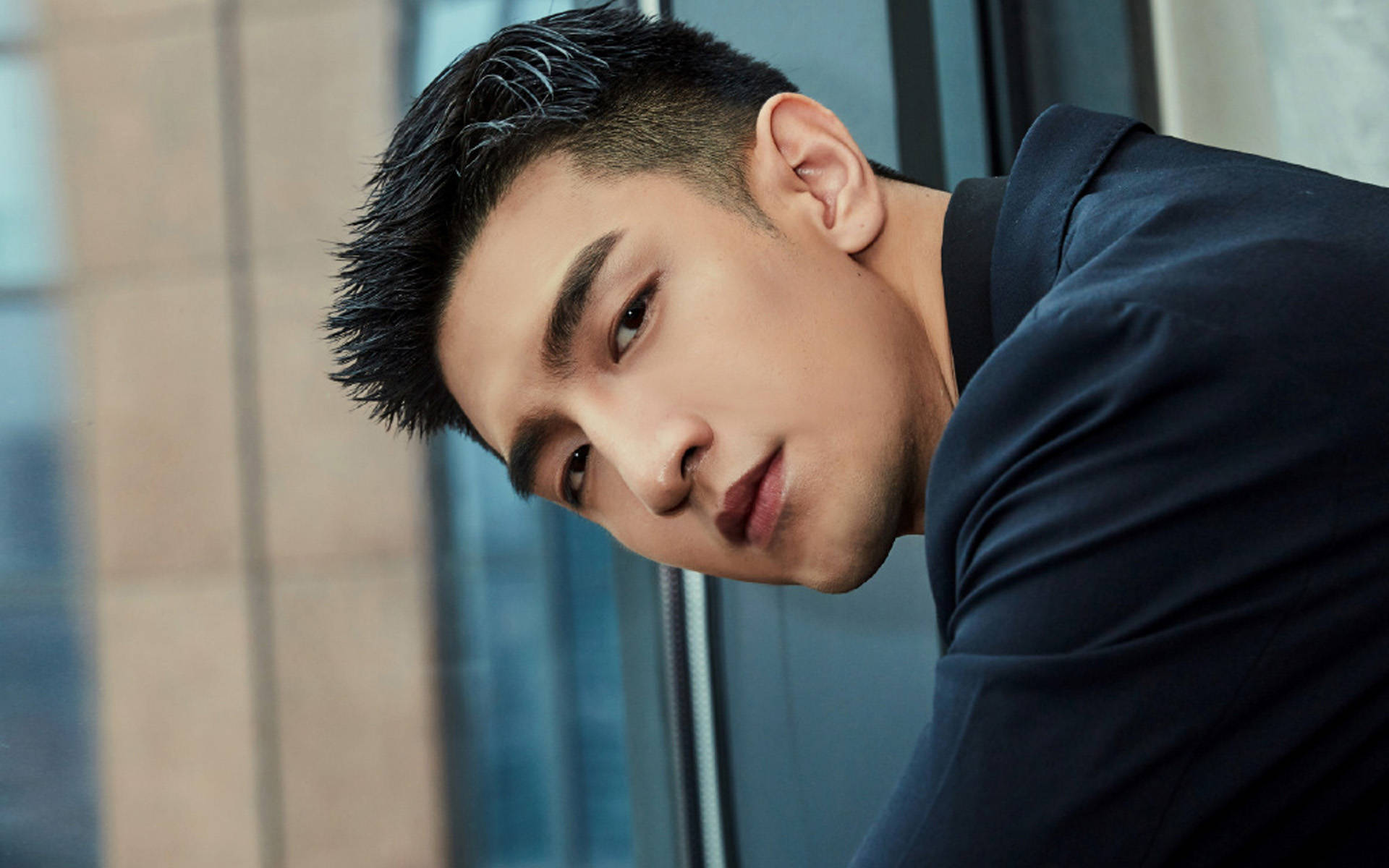 娱乐点评:王一博,任嘉伦,朱一龙,蒋依依,刘亦菲,金瀚