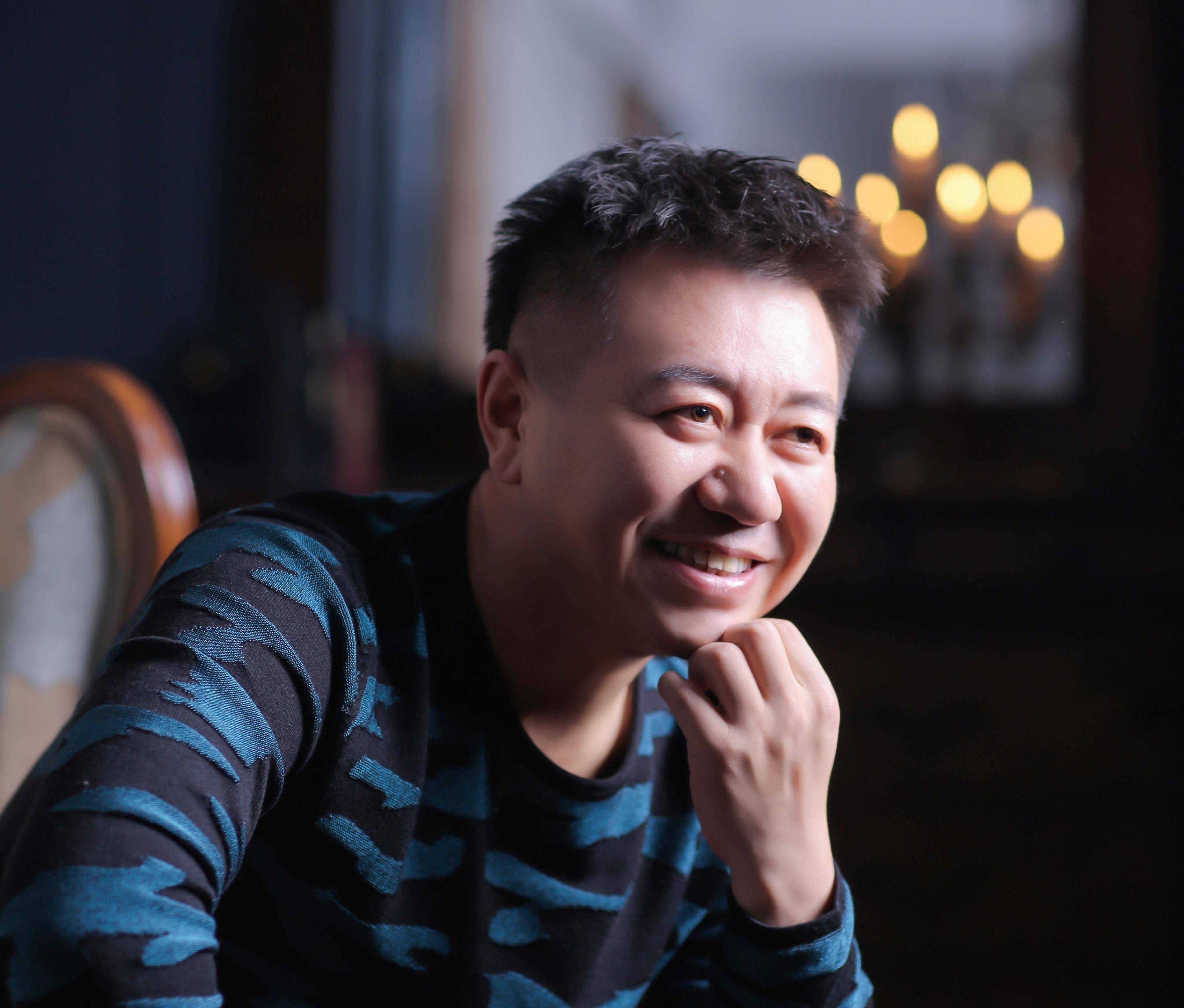 赵彦彬吐槽唱歌跑调 微博为好友推歌