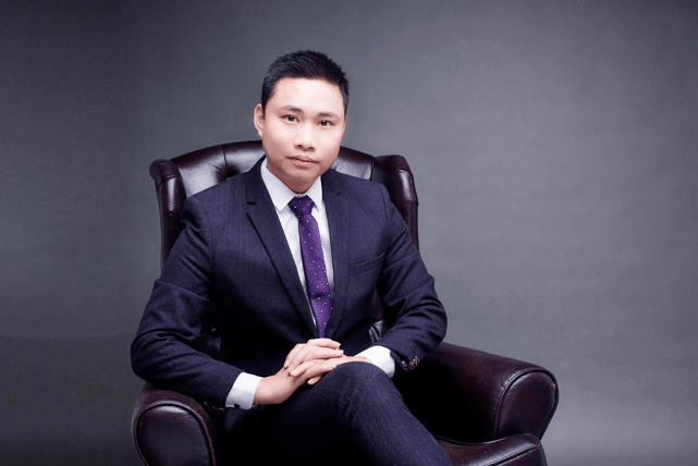 从搬砖工到千人团队负责人东明的阿里淘小铺创业之路