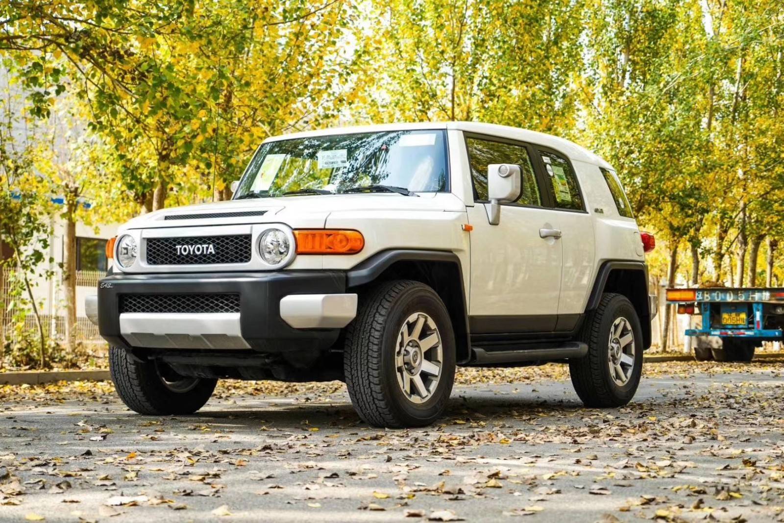 20款丰田酷路泽fj中东版 私人定制全面升级