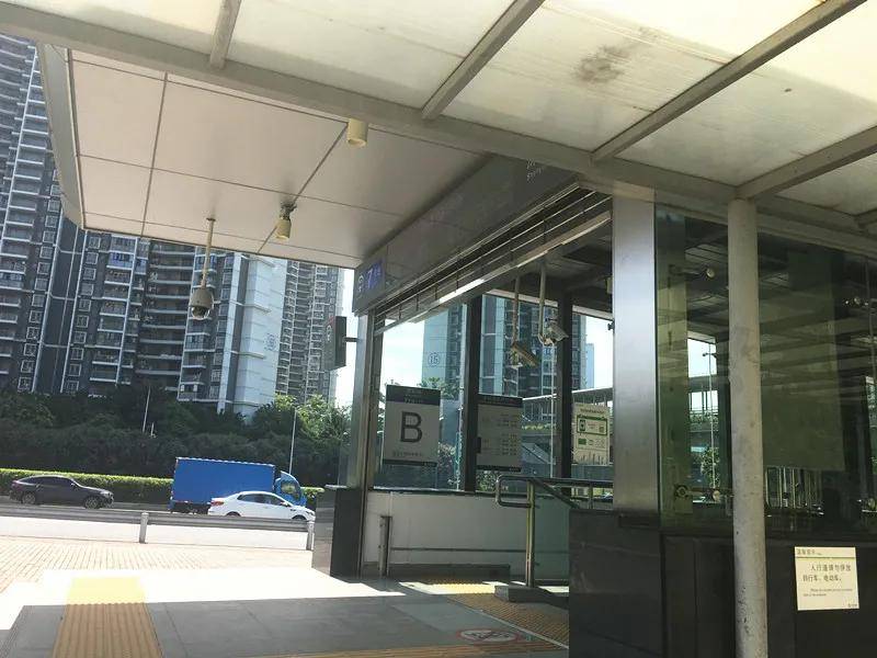 实探10年房价涨24倍安托山豪宅未开先火传115㎡户型年底率先卖